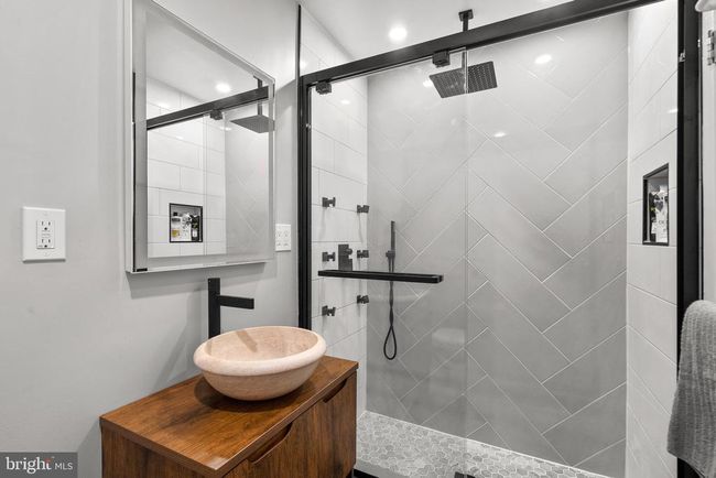 2273 Coppersmith Sq, Townhouse with 3 bedrooms, 3 bathrooms and null parking in RESTON VA | Image 24