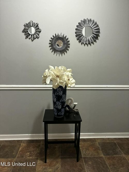 228 Mikell St, Jackson, MS, 39212-4831 | Card Image