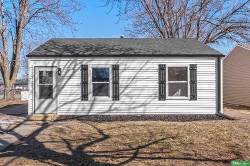260 Columbus Ave, Fremont, NE, 68025-6020 | Card Image