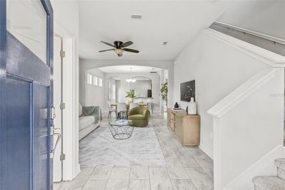 Walk into an Open Floorplan | Image 2