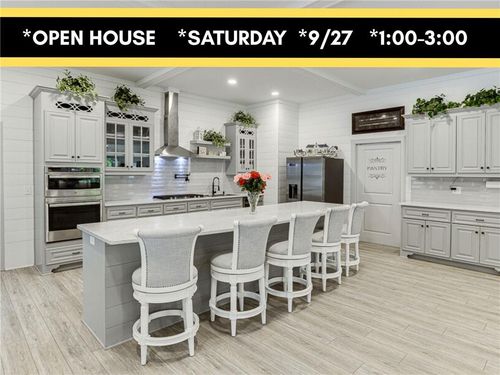 761 E Wolf Creek Rd, Lakemont, GA, 30552-2485 | Card Image