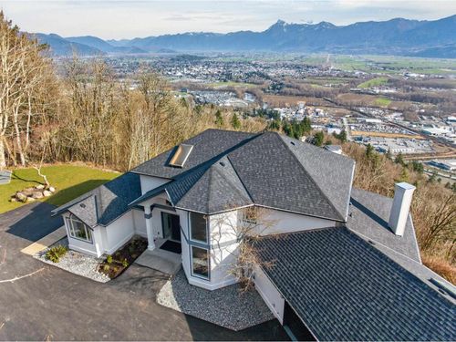 43619 Bracken Drive, Chilliwack, BC, V2R4A4 | Card Image