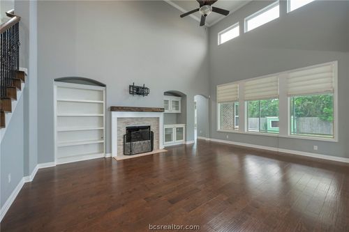 4100 Wallaceshire Ave, College Station, TX, 77845-7498 | Card Image