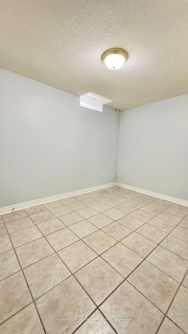 188 View Crt North, House other with 1 bedrooms, 1 bathrooms and 2 parking in Vaughan ON | Image 12