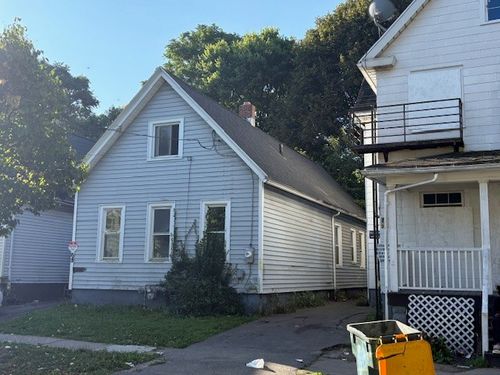 65 Kosciusko St, Rochester, NY, 14621-3709 | Card Image