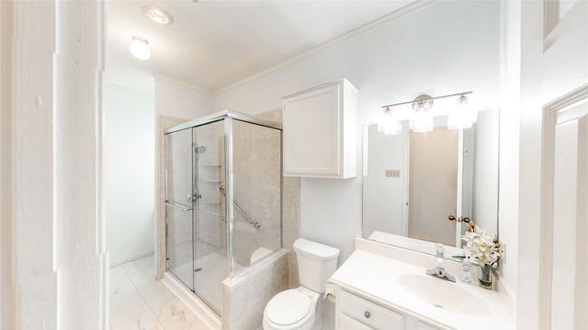 UNIT-502 - 2101 Count Fleet Dr, Condo with 2 bedrooms, 1 bathrooms and null parking in Arlington TX | Image 15