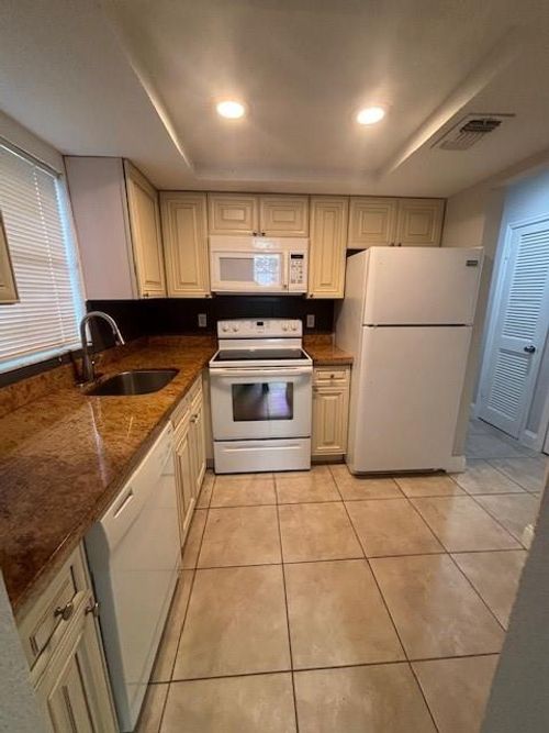 apt-6-1550 Nw 15th St, Boca Raton, FL, 33486-1117 | Card Image