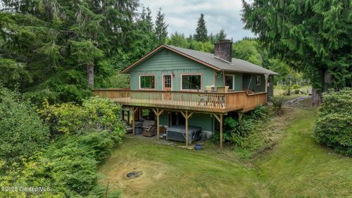 36389 Battle Creek Ln, Astoria, OR, 97103-8103 | Card Image