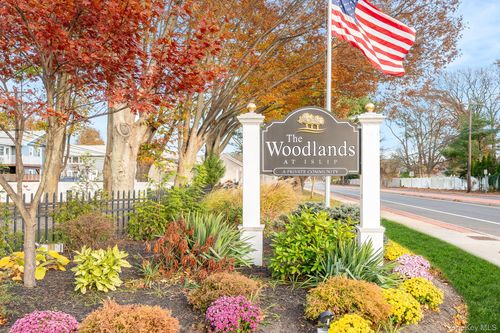 apt-1b-20 Toehee Pl, Islip, NY, 11751-3346 | Card Image