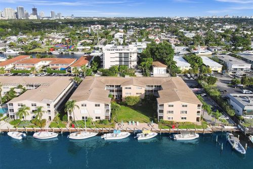 307-1510 Se 15th St, Fort Lauderdale, FL, 33316-2744 | Card Image