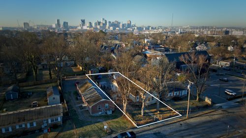 310 Arrington St, Nashville, TN, 37207-5822 | Card Image