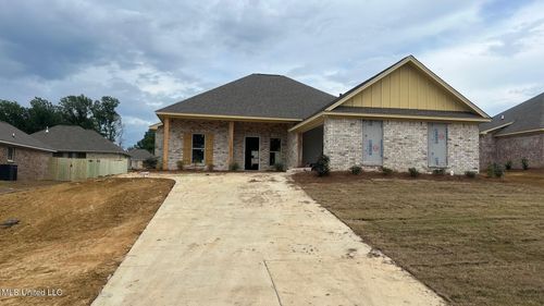110 Madisonville Dr, Canton, MS, 39046-1108 | Card Image