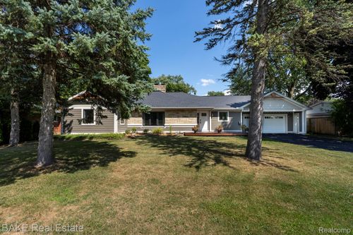 590 N Sheldon Rd, Plymouth, MI, 48170-1081 | Card Image