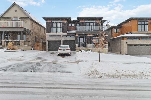 28 Lorne Card Dr, Paris, ON, N3L0J7 | Card Image