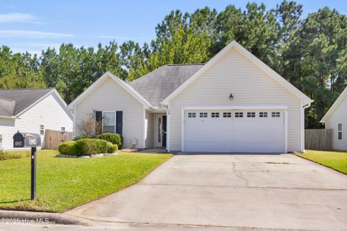 124 Crooked Run Dr, New Bern, NC, 28560-1806 | Card Image