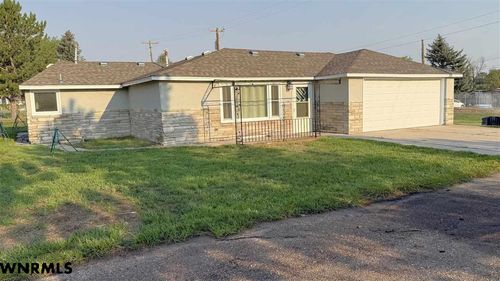 200062 Valley Hi Dr, Gering, NE, 69341-8502 | Card Image
