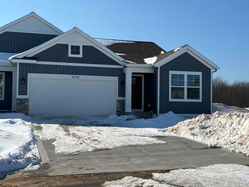 48-15710 Hawley Dr, Grand Haven, MI, 49417-7685 | Card Image