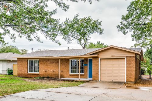 1230 Bellaire Dr, Grapevine, TX, 76051-5557 | Card Image
