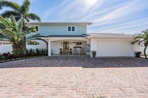 200 Driftwood Dr W, PALM HARBOR, FL, 34683-1015 | Card Image