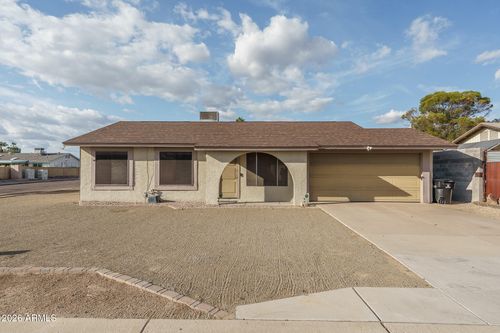 2602 E Grovers Ave, Phoenix, AZ, 85032-1645 | Card Image
