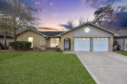 5702 Yorkwood St, Houston, TX, 77016-2619 | Card Image