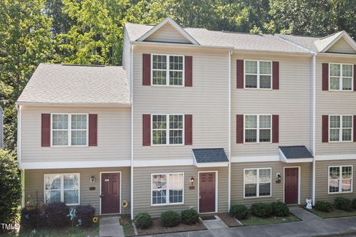 67 Red Ln, Raleigh, NC, 27606-1672 | Card Image