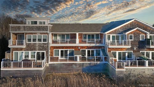 4-68 Foster Ave, Hampton Bays, NY, 11946-3244 | Card Image