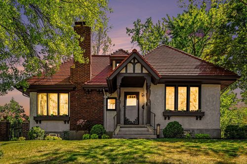 1107 Audubon Rd, Park Hills, KY, 41011-1901 | Card Image