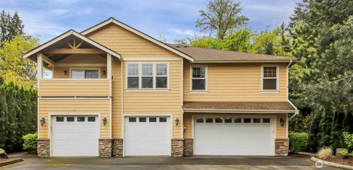 a3-21900 Se 242nd St, Maple Valley, WA, 98038-5834 | Card Image