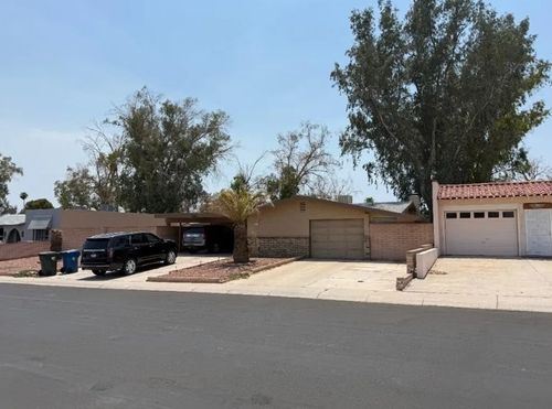 2605 Country Club Dr, Bullhead City, AZ, 86442-7714 | Card Image