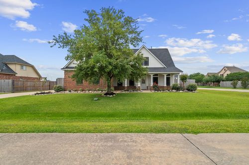 14002 St Thomas St, Mont Belvieu, TX, 77523-2149 | Card Image