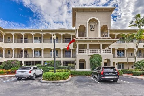 952 Se Willoughby Trce, Stuart, FL, 34997-5622 | Card Image
