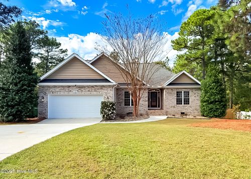 22 Minikahada Trl, Pinehurst, NC, 28374-8841 | Card Image