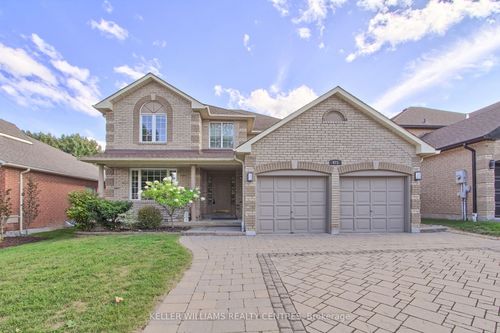 471 Binns Ave, Newmarket, ON, L3X1T8 | Card Image