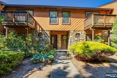 3 Brookside Hts, Wanaque, NJ, 07465-1663 | Card Image