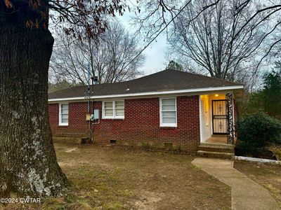 980 N Circle Road, House other with 3 bedrooms, 1 bathrooms and 6 parking in Memphis TN | Image 1