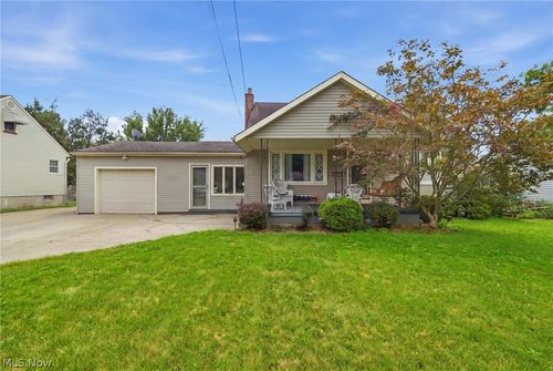 1613 Country Club Ave, Youngstown, OH, 44514-1106 | Card Image