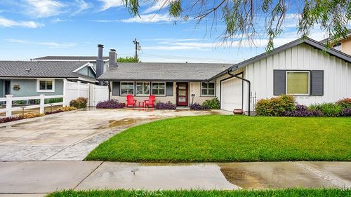 5812 Raphael Dr, Huntington Beach, CA, 92649-4938 | Card Image