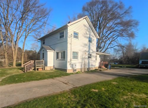 3310 E Pierson Rd, Flint, MI, 48506-1464 | Card Image