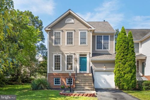 8812 Fenimore Pl, BRISTOW, VA, 20136-5727 | Card Image