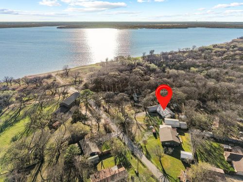 1053 Paradise Cove Rd, Pottsboro, TX, 75076-6284 | Card Image