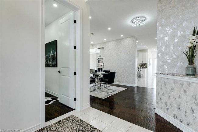 108 Dolomiti Crt, House other with 4 bedrooms, 4 bathrooms and 4 parking in Hannon ON | Image 5