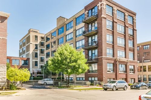 607-234 E Reservoir Avenue, Milwaukee, WI, 53212 | Card Image
