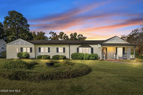 5980 May Blvd, Farmville, NC, 27828-8539 | Card Image