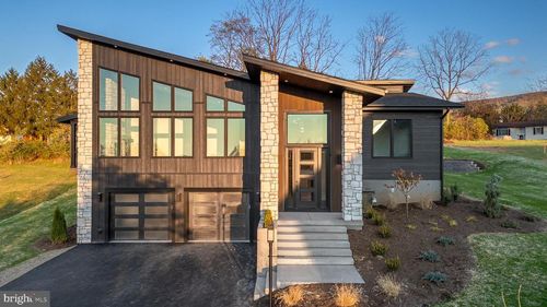 315 Farmhill Dr, STATE COLLEGE, PA, 16801-7619 | Card Image