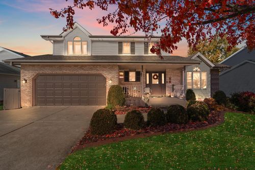 3115 Devonshire Cir, Crown Point, IN, 46307-8906 | Card Image
