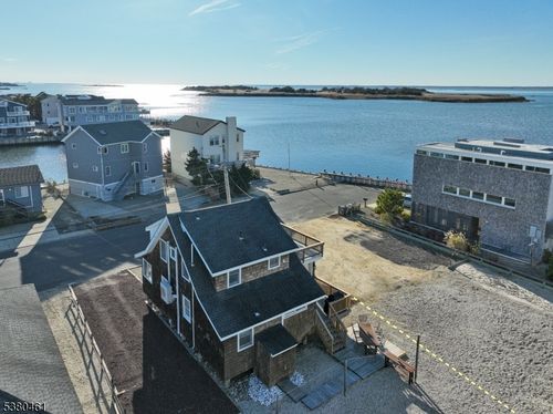 209 W 28th St, SHIP BOTTOM, NJ, 08008-4224 | Card Image