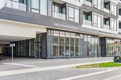 503 - 2481 Taunton Rd, Home with 2 bedrooms, 2 bathrooms and 1 parking in Oakville ON | Image 2