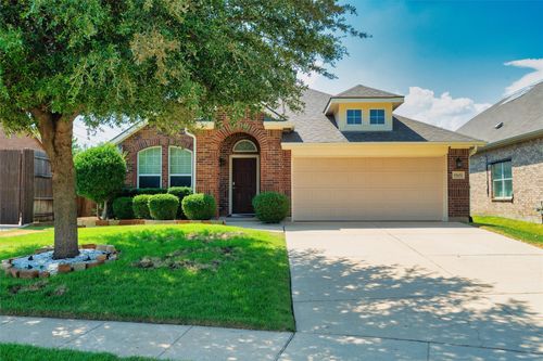 15651 Gatehouse Dr, Roanoke, TX, 76262-6379 | Card Image