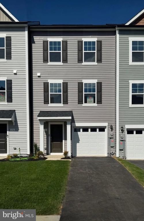 172 Bolingbroke Way, CHARLES TOWN, WV, 25414-6146 | Card Image